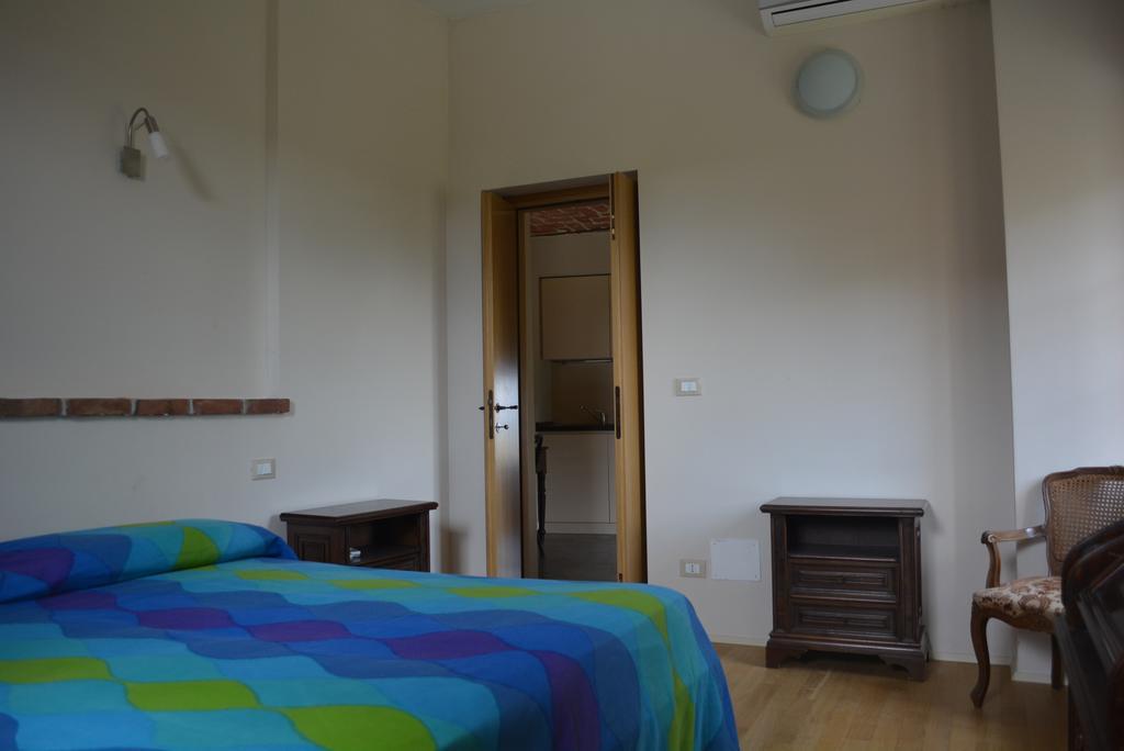 Cascina Valtignosa Camere Con Vigna Cassine Extérieur photo
